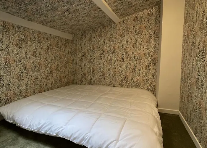 Maison Typique Parisienne * Paris